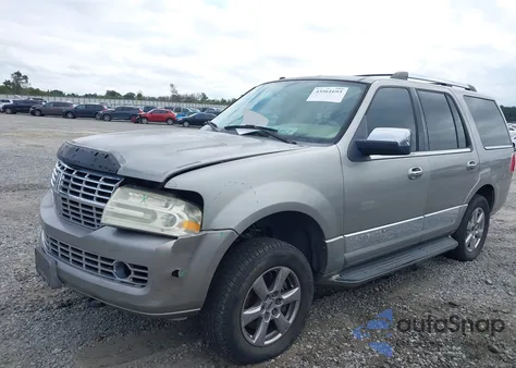 2008 Lincoln Navigator from USA, damaged, VIN 5LMFU28508LJ11841